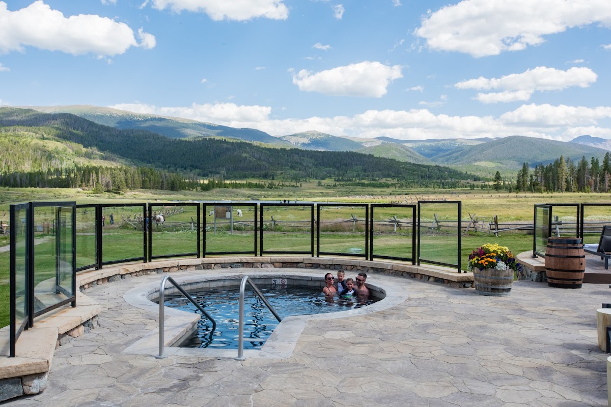 Devil's Thumb Ranch Resort & Spa thumbnail 3