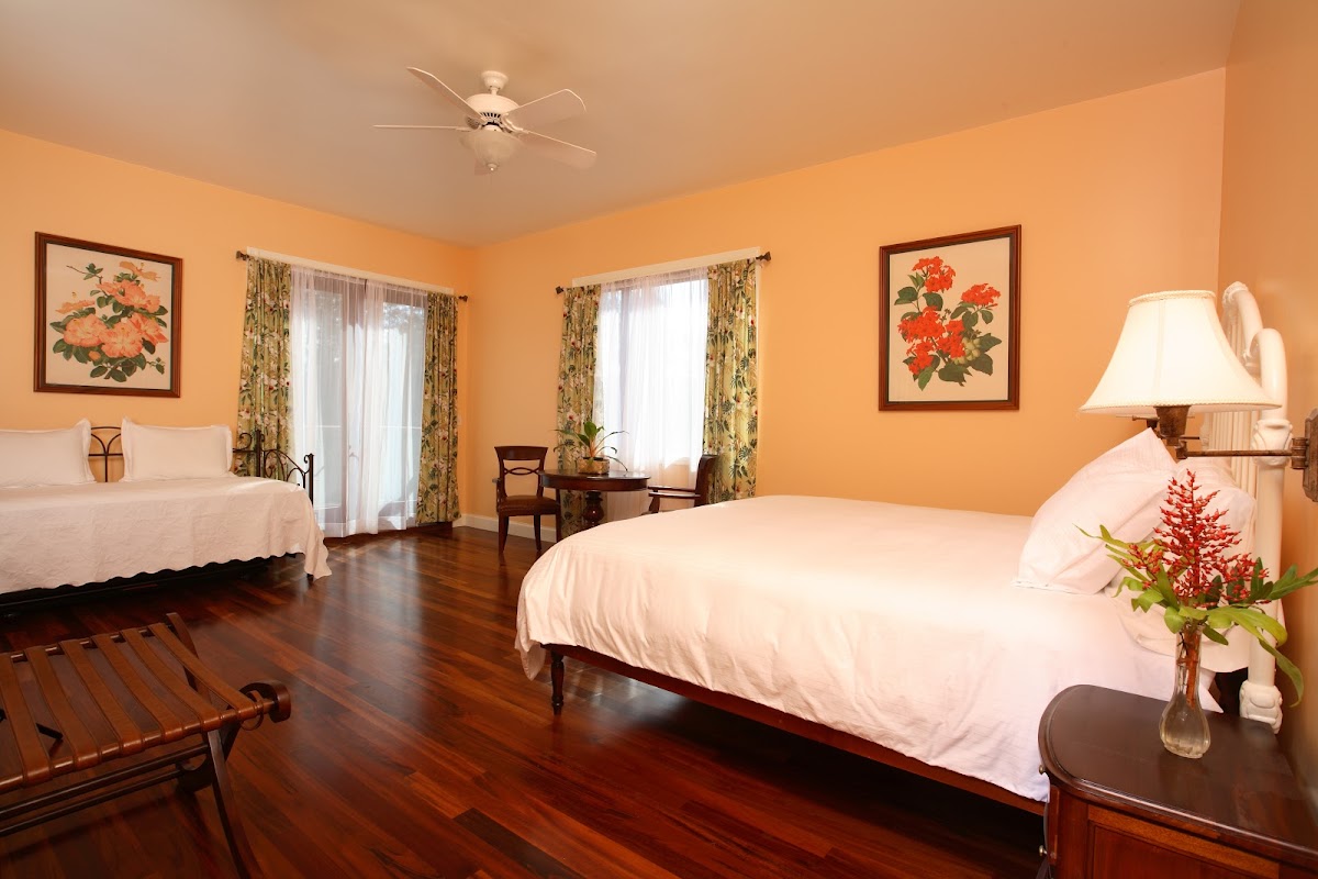 Hawaii Island Retreat thumbnail 2