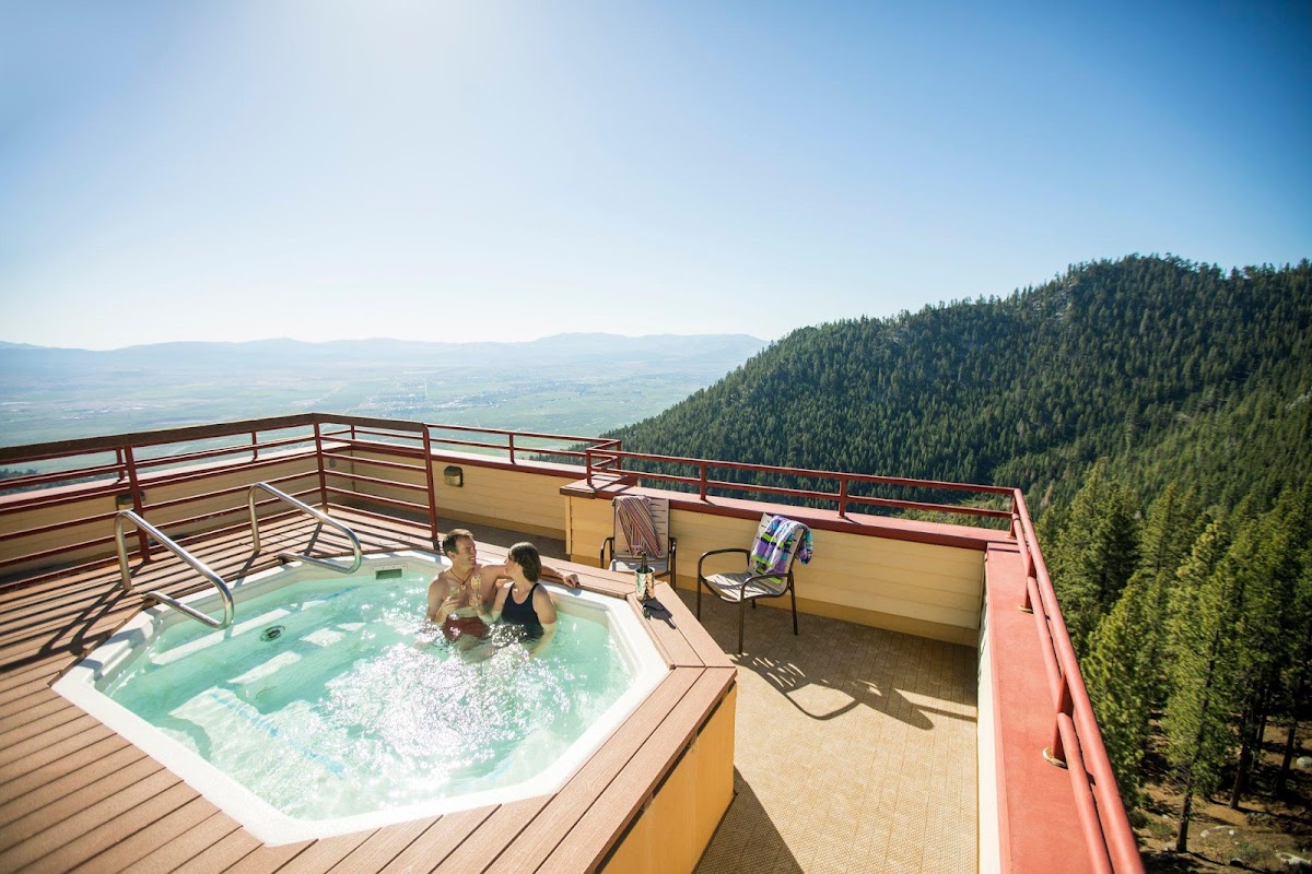 Holiday Inn Club Vacations Tahoe Ridge Resort thumbnail 3