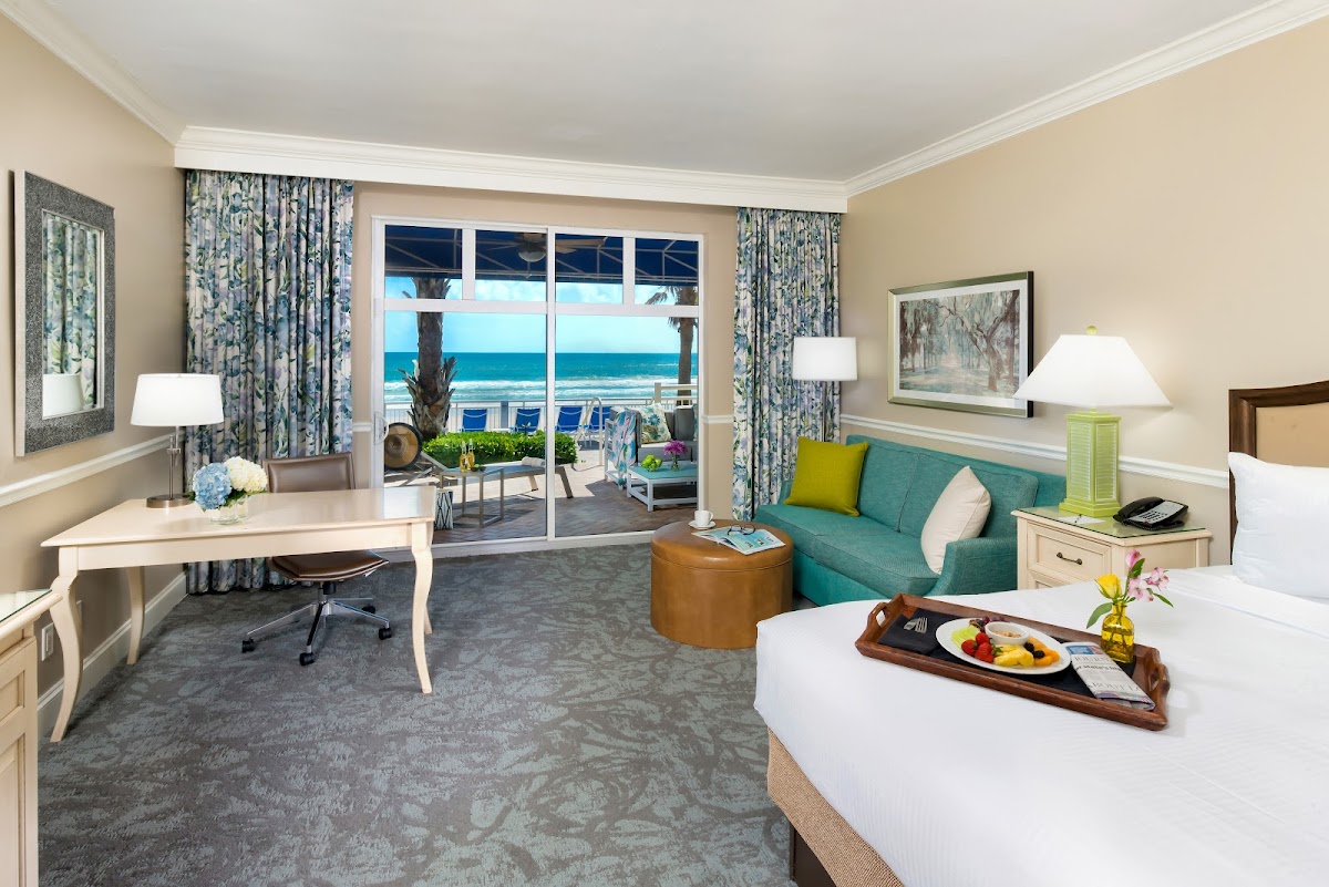 The Shores Resort & Spa thumbnail 2