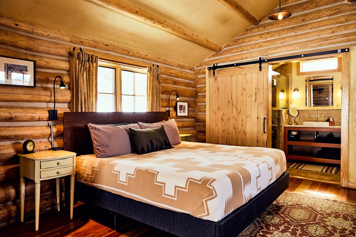 Turpin Meadow Ranch and Trails End Restaurant thumbnail 2